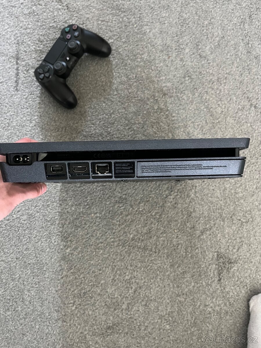 PlayStation 4 Slim 500gb + ovladač - 3