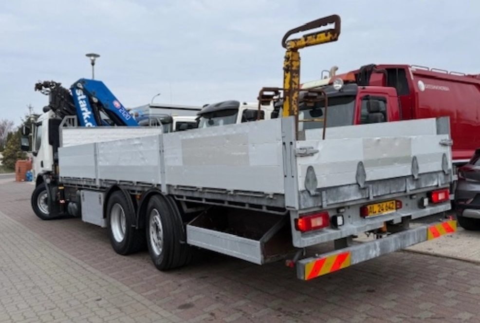 Volvo FE 320 6x2 E6 - valník s HDS - 3