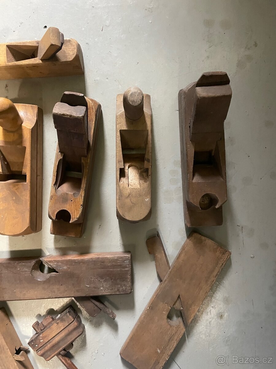 Sada starých hoblíků. - 3