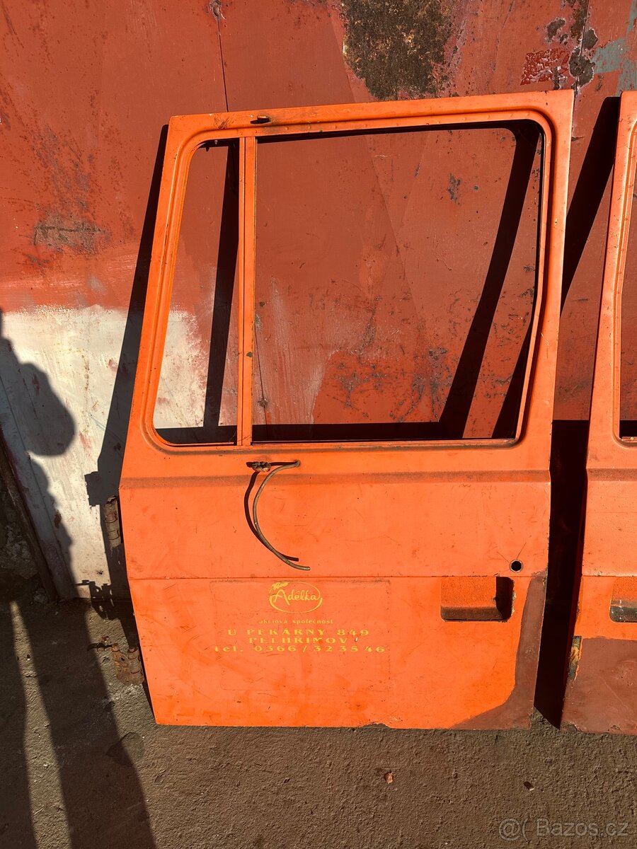 Dveře Tatra 815 - 3