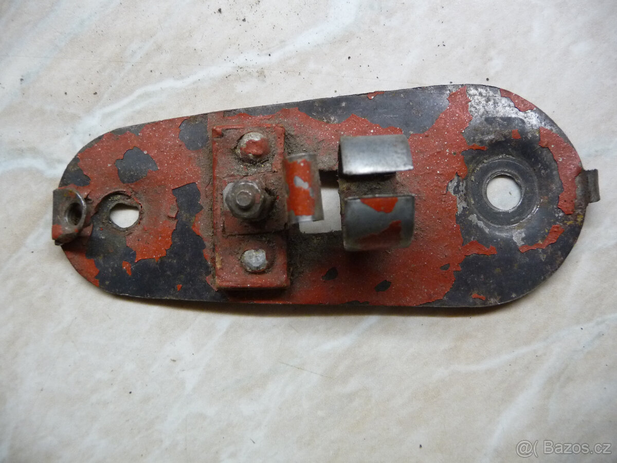 Spodní díly zadního světla JAWA ČZ - 3