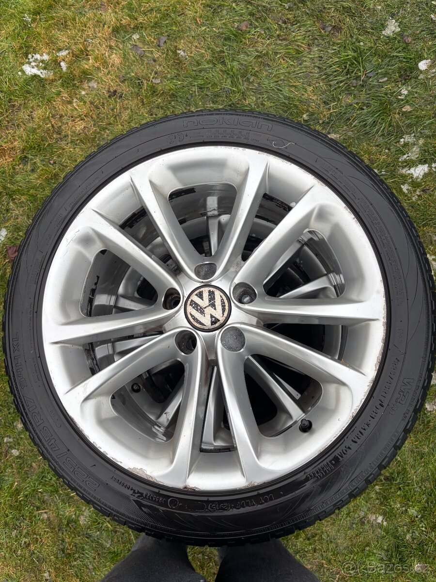 Prodám WV disky s pneu, original - 3