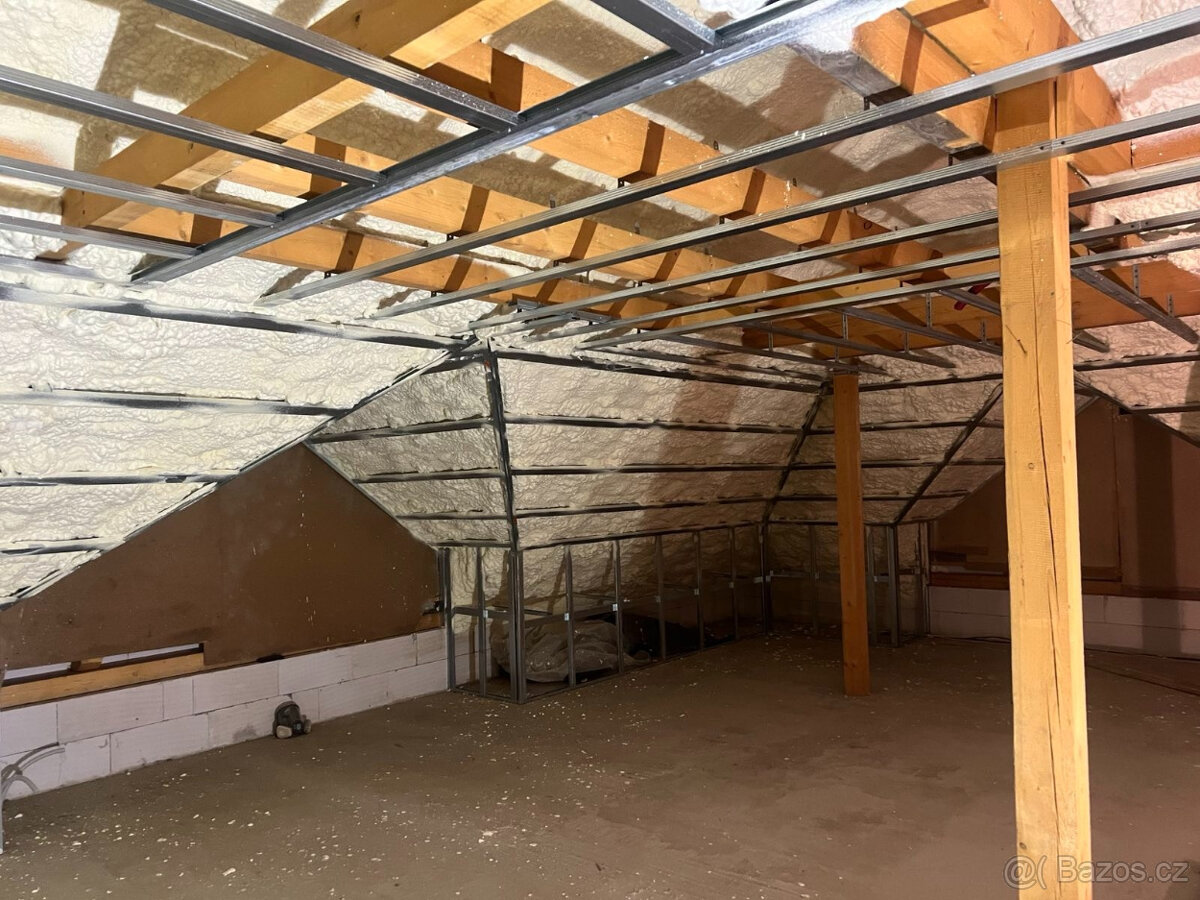 Zateplení stříkanou PUR PĚNOU, výrobce Německo - 3