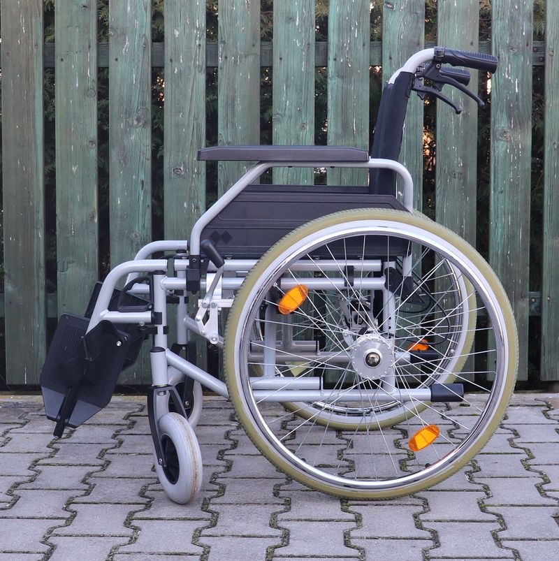 067-Mechanický invalidní vozík B+B. - 3