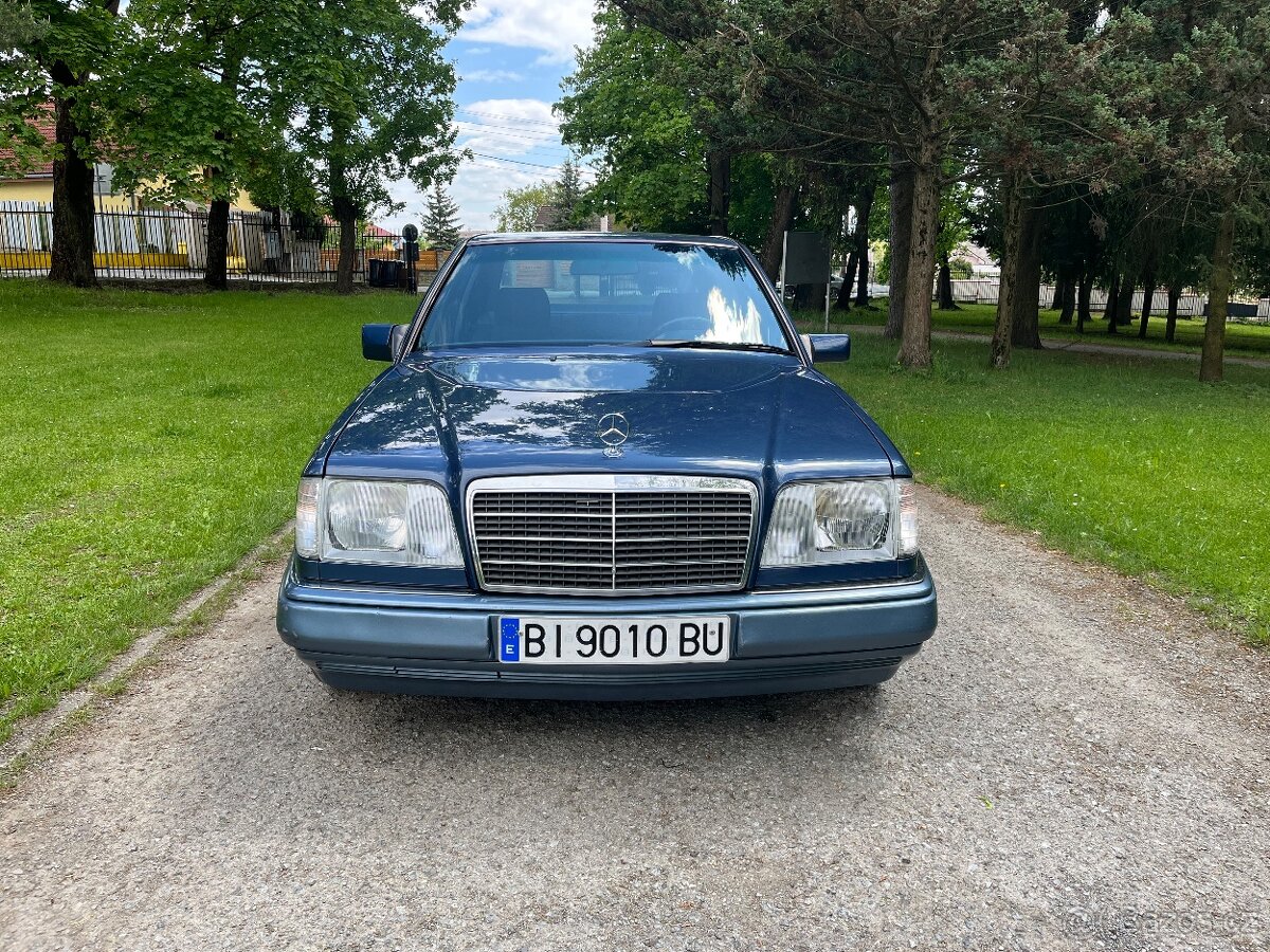 Mercedes W124 E220, Španielsko, 62666km - 3