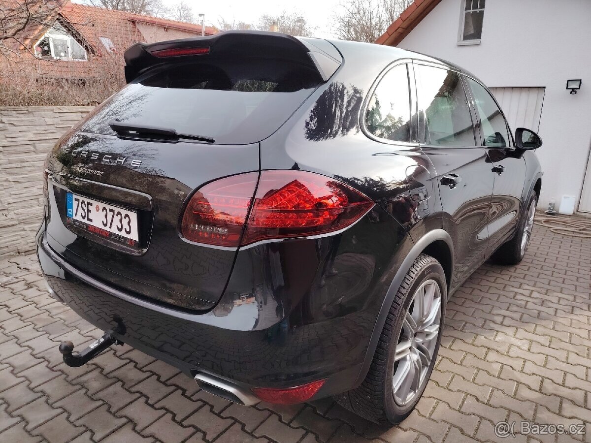 Prodám Porsche Cayenne 3.0 TDI 180kw Dovoz D - 3