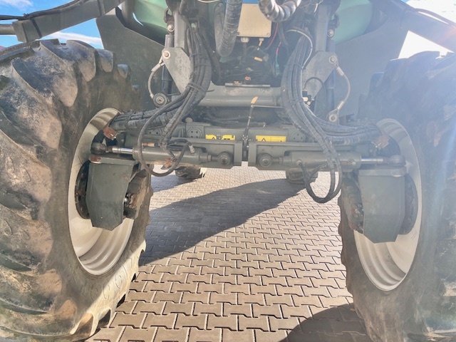 Postřikovač Samojízdný BERTHOUD RAPTOR 4240/30 - 3