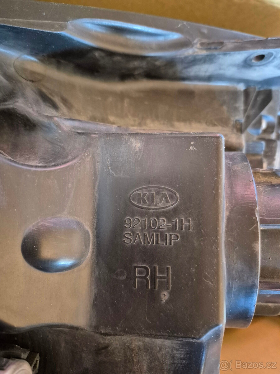 Přední světlomet Kia Ceed 2009-2012 facelift - 3