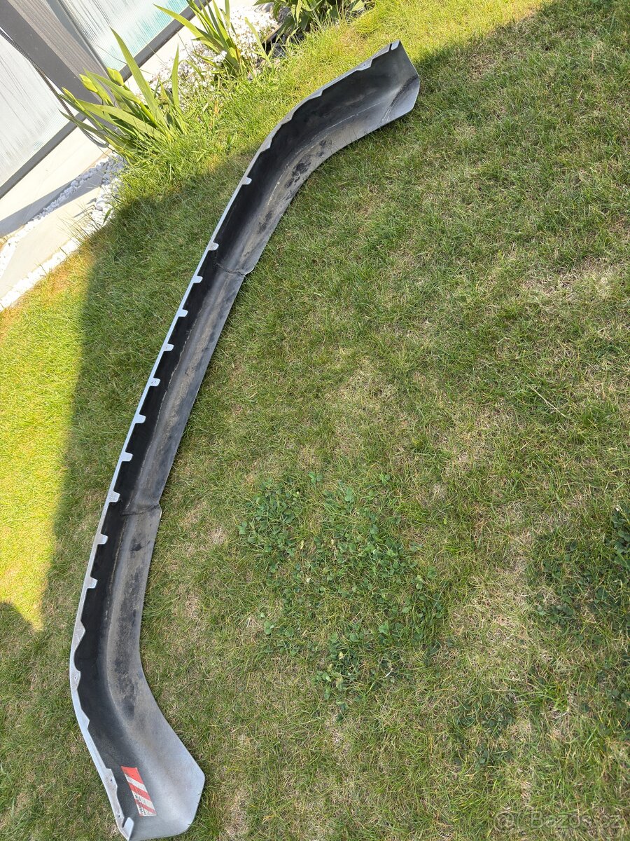 LIP RIEGER VW GOLF 4 - 3