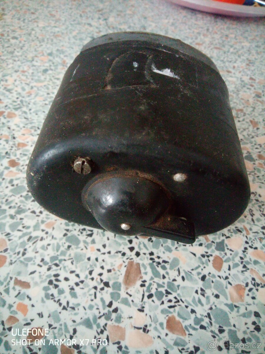 Motorek stěrače - 3