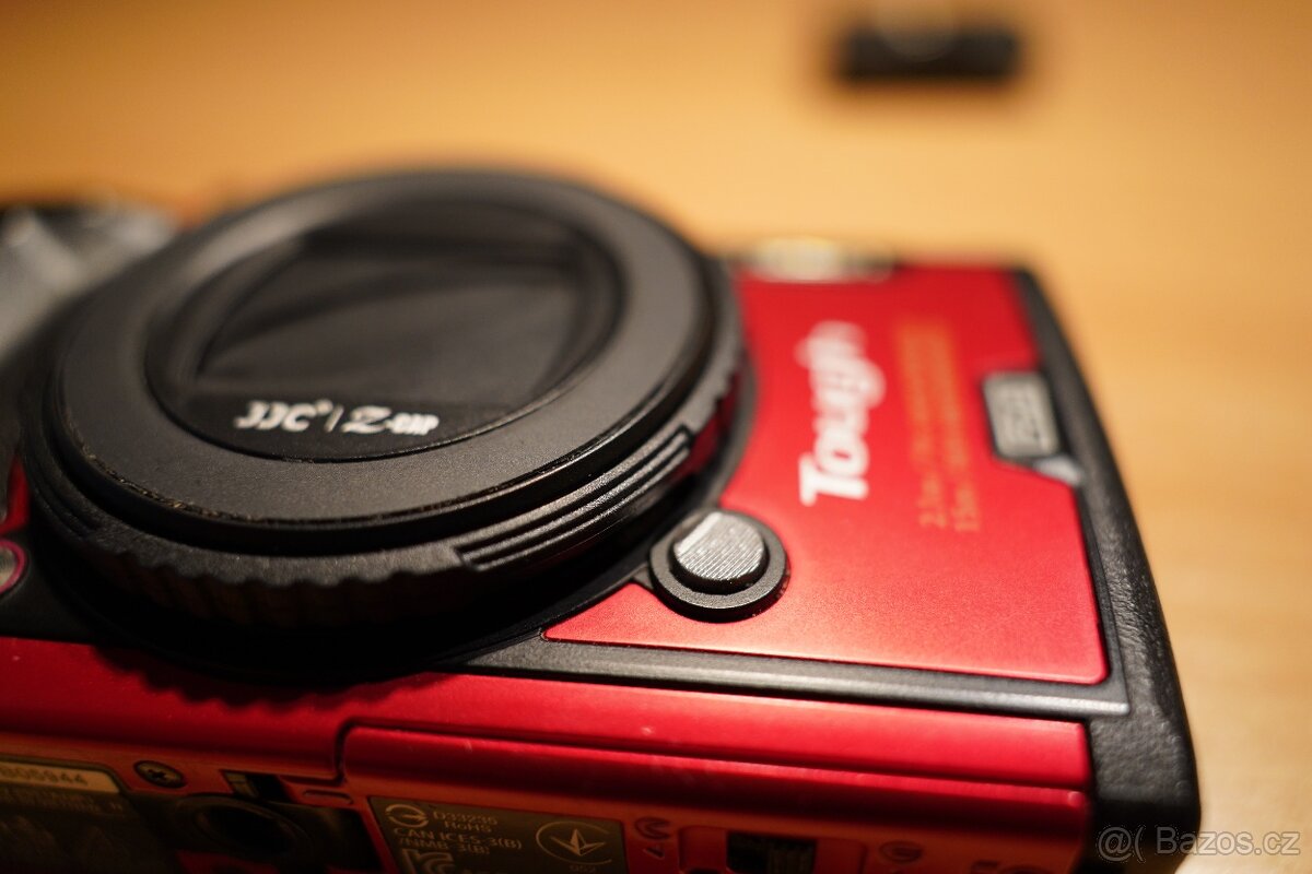 Olympus Tough TG-5 + bohaté příslušenství - 3