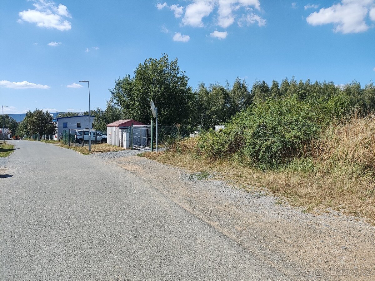 Stránčice /Praha Východ/ - 2 585 m² na průmyslovou výstavbu – pohled 3
