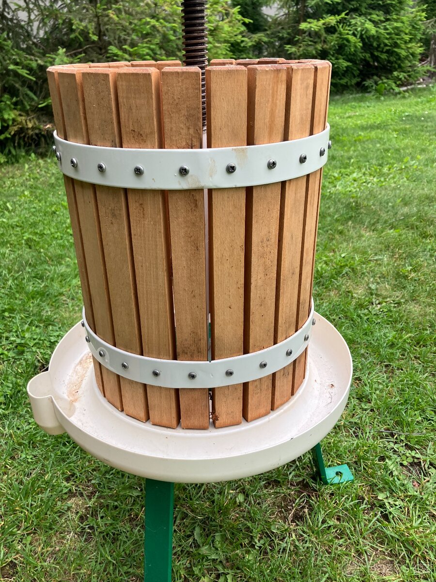 Ruční lis na ovoce 20l - 3