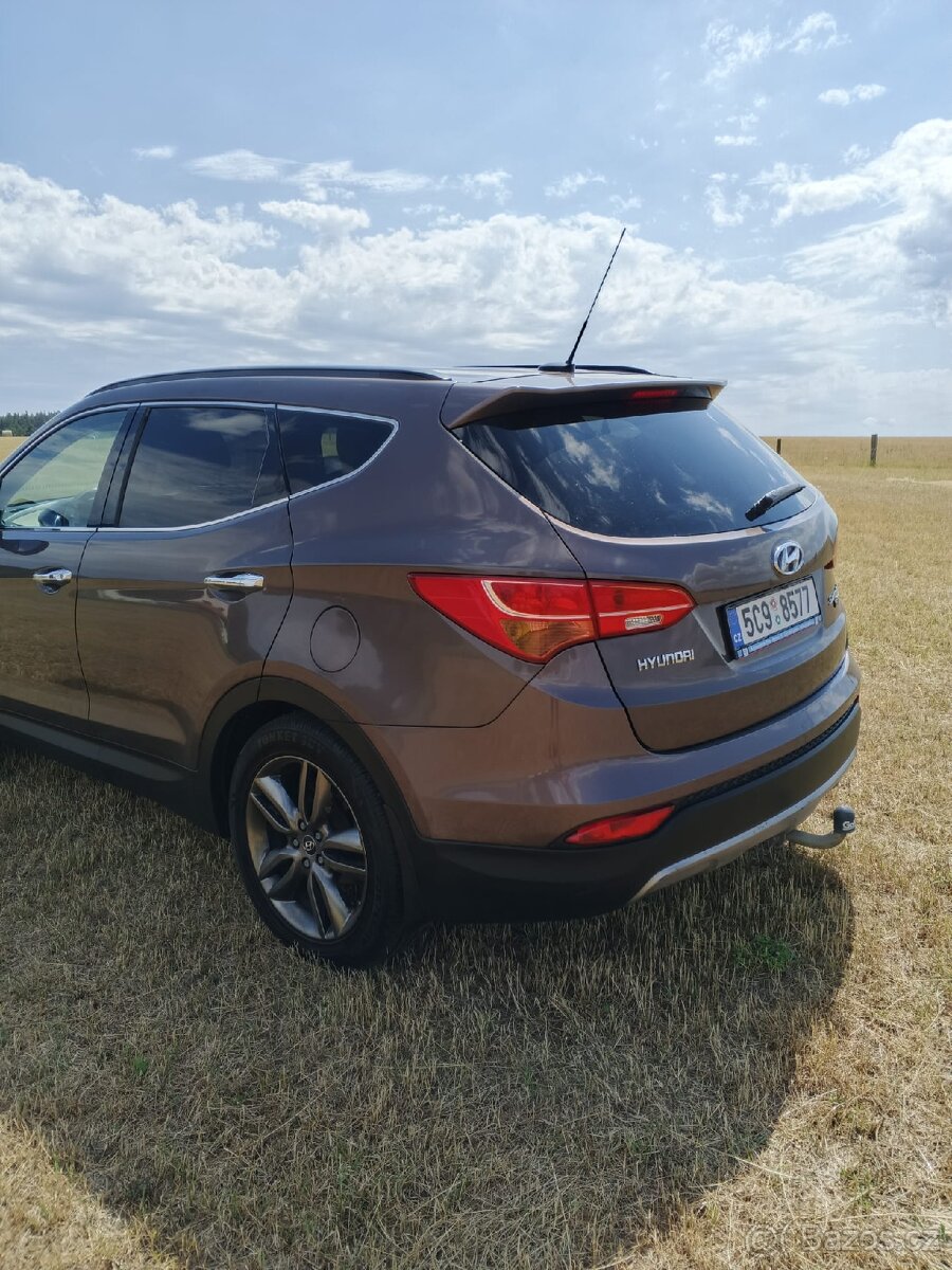 Prodám Hyundai Santa Fe - 3