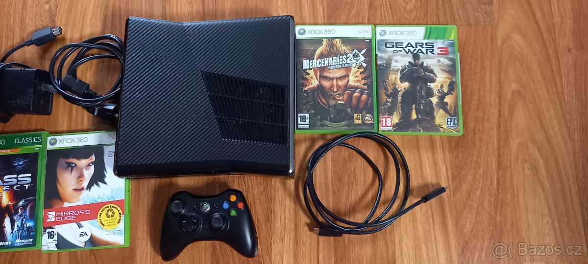 XBOX 360 s 250GB - 3