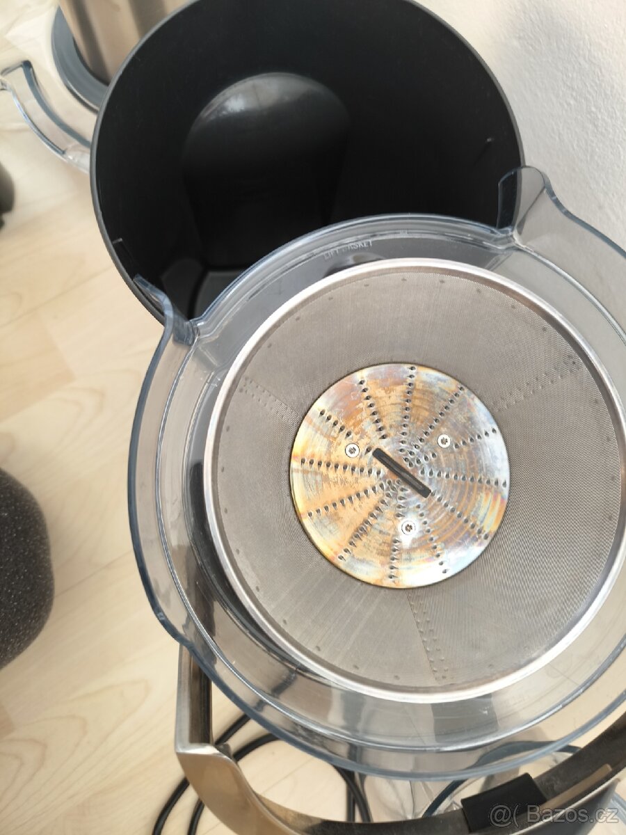 Odšťavňovač Catler JE4010, vítěz dTestu - 3