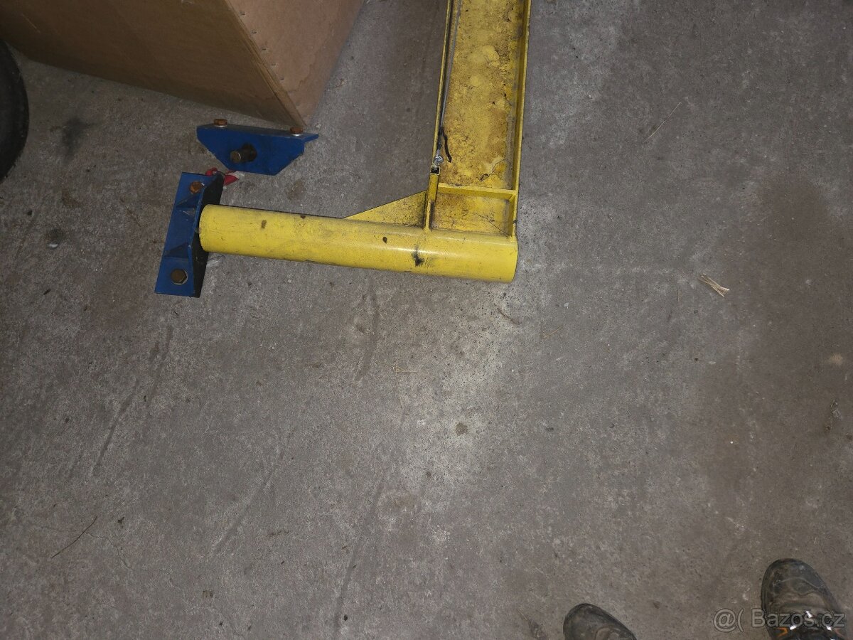 Dílenský jeřáb - 3