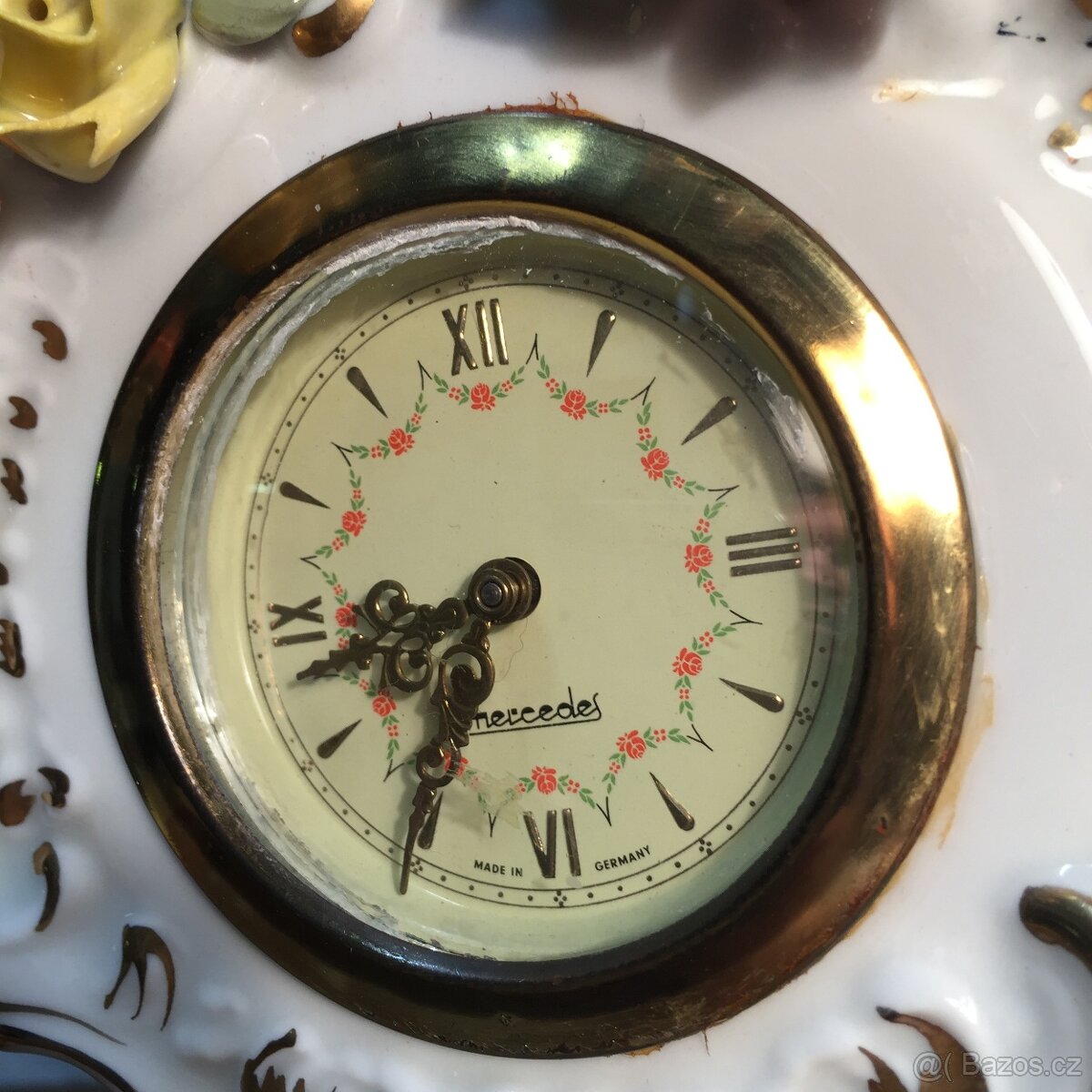 Porcelánové hodiny andělíček amorek květy DRESDEN - 3