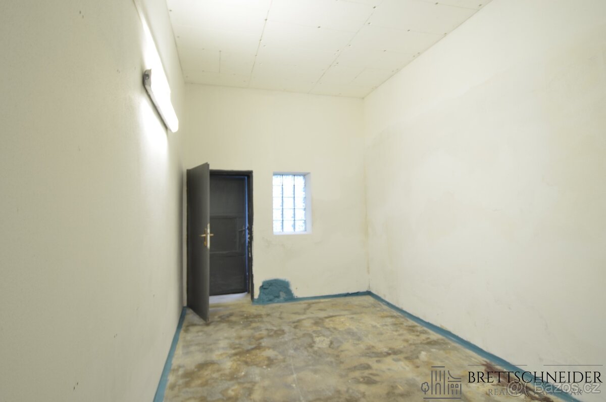 Pronájem obchodního prostoru 162m², HAŤ, ev.č. 00732 - 3