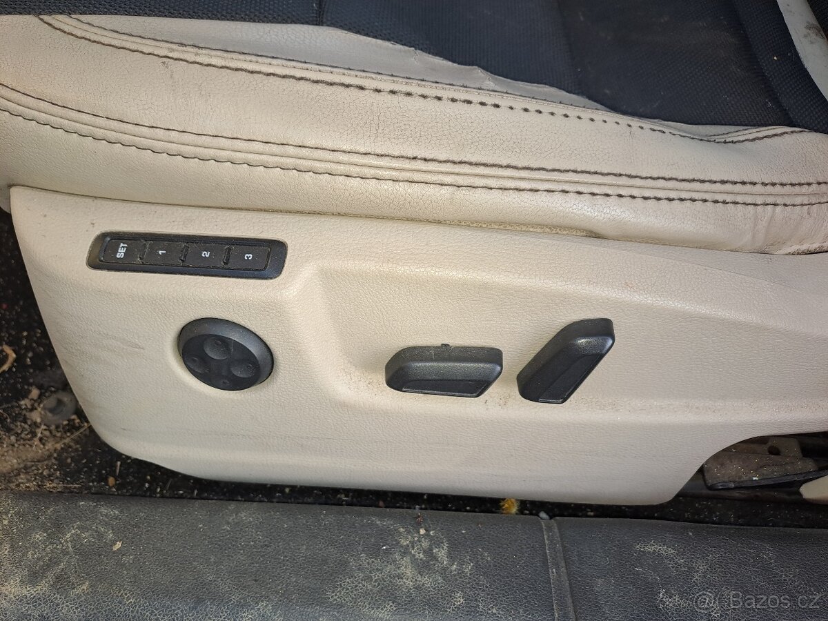 Interiér sedačky tapce stropnice superb 2 SUPERB 2 - 3