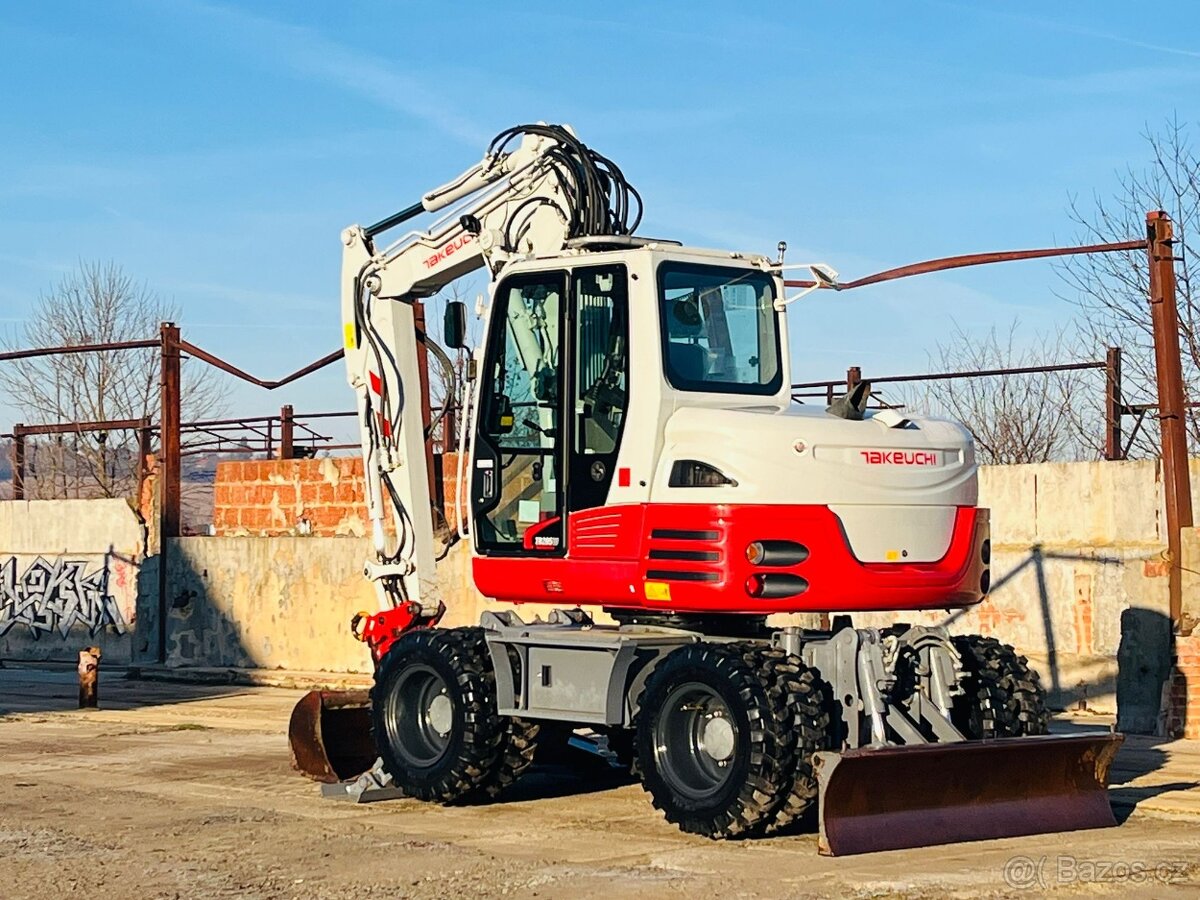 Kolový bagr Takeuchi TB295W - 3