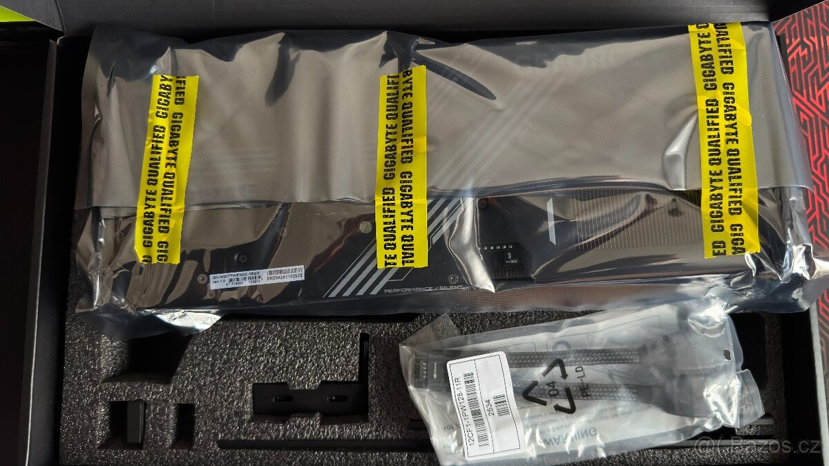 GIGABYTE GeForce RTX 5070 Ti WINDFORCE OC SFF 16G - 3