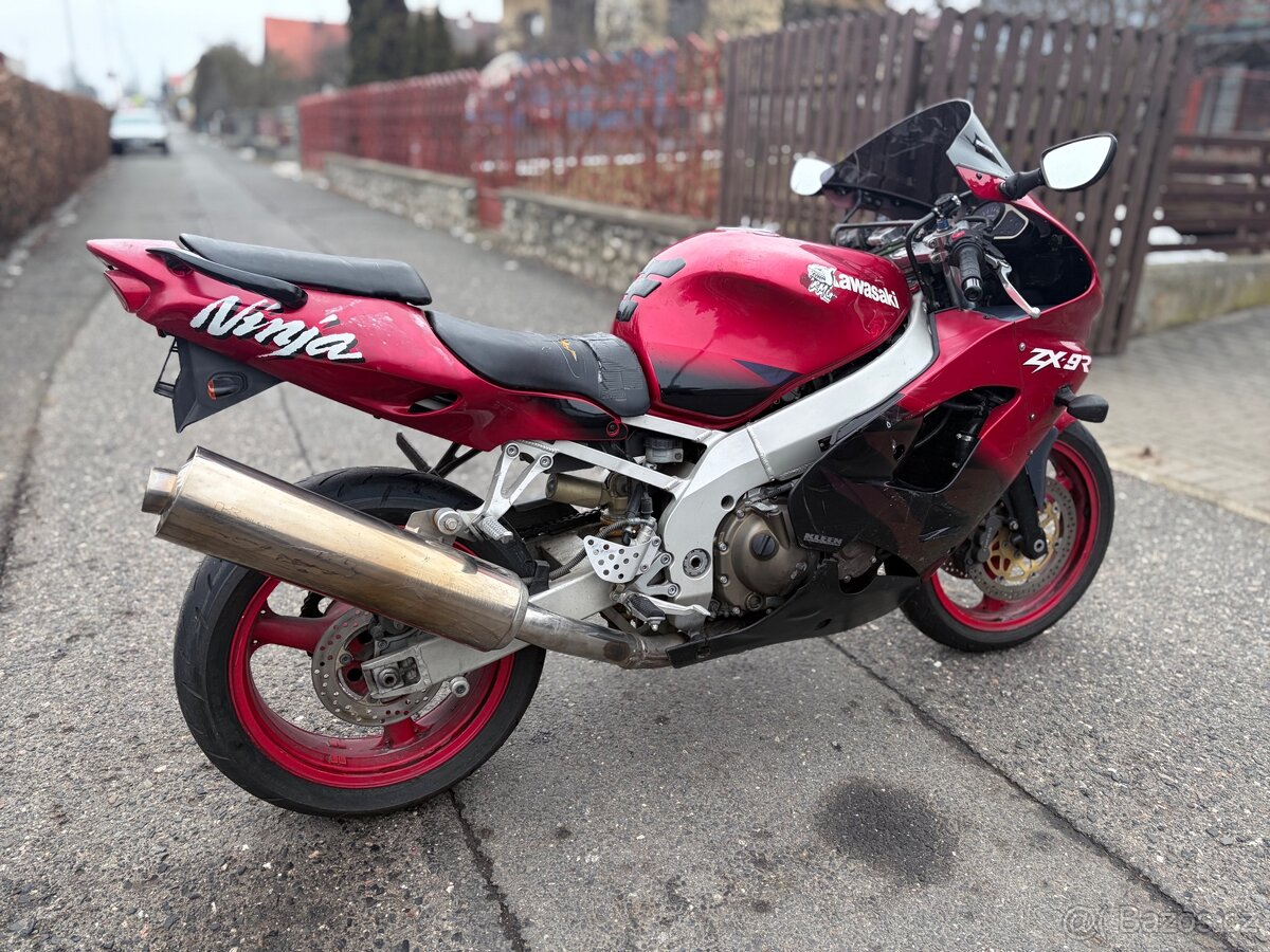 Kawasaki zx9r - 3