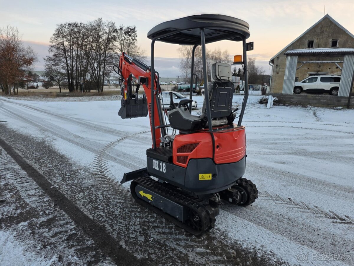 JAPONSKÝ MINIBAGR JK18 1800KG - 3
