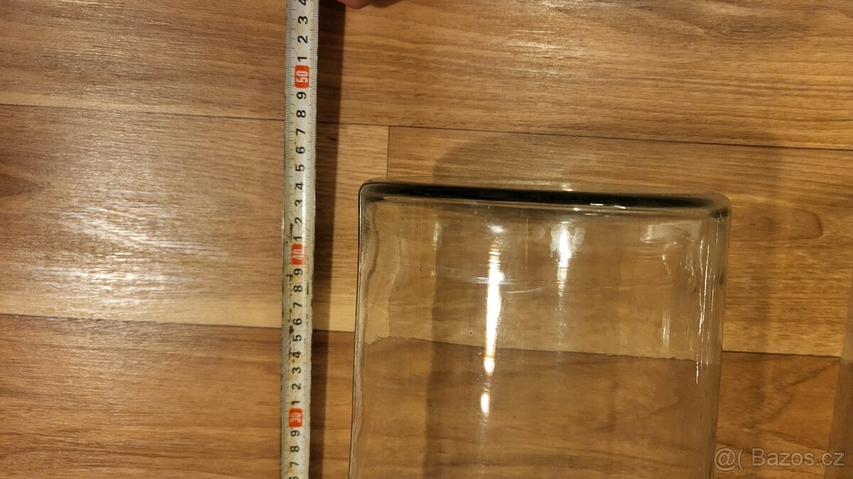 Skleněné nádoby vhodné na víno - 3