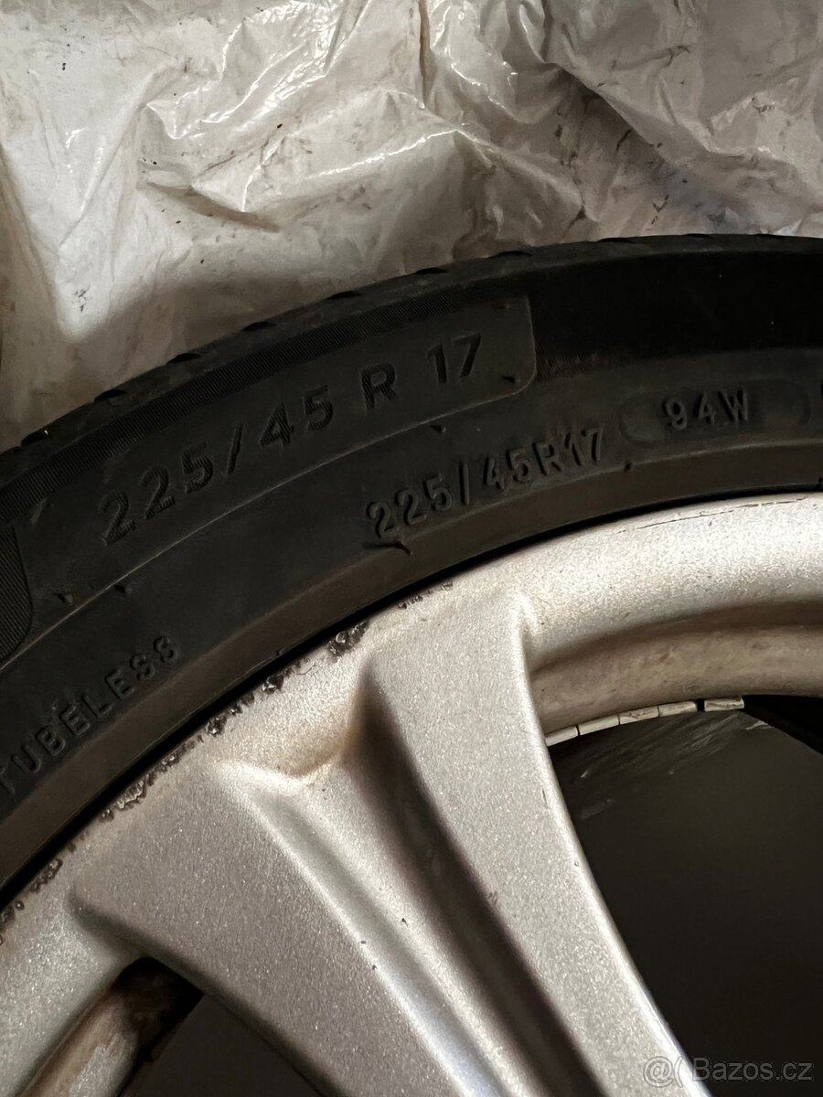 Kola 225/45 R17 - 3