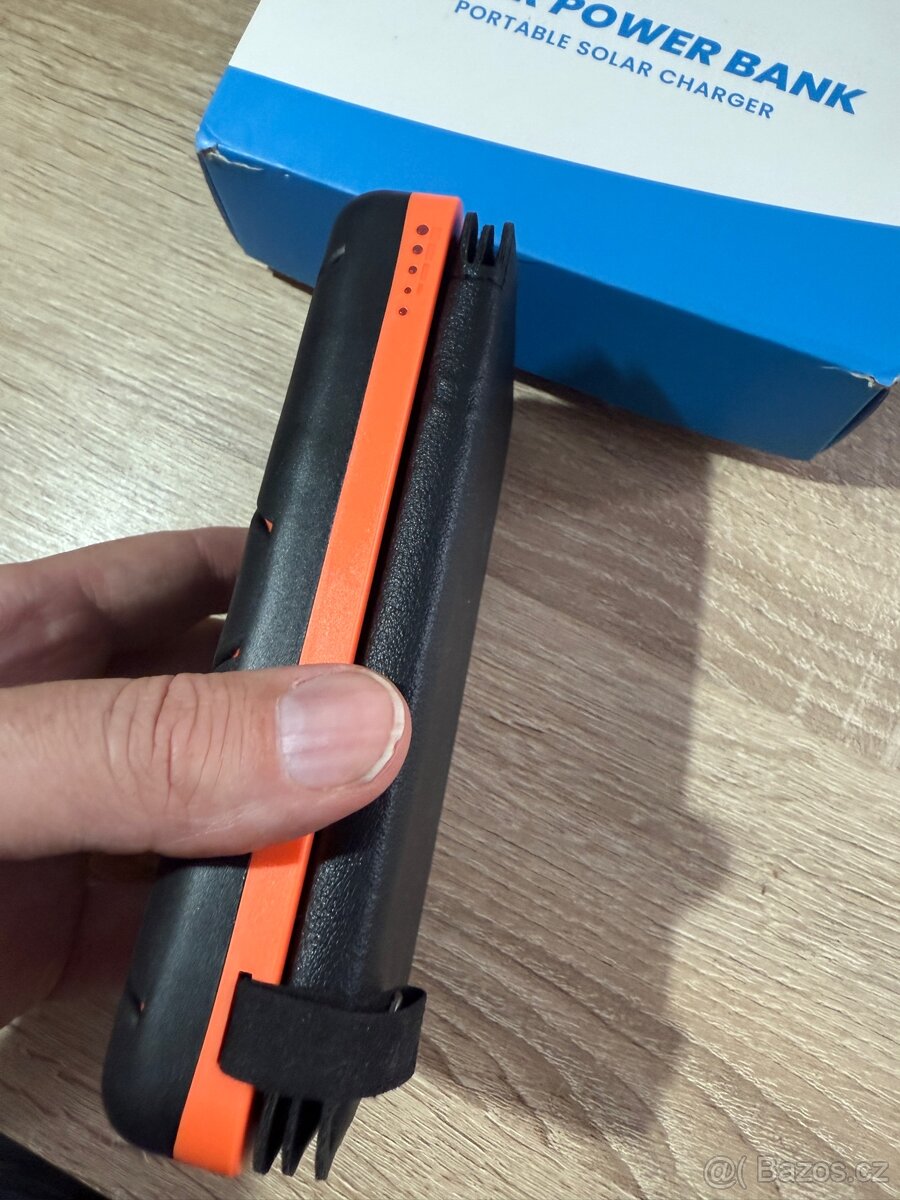 Solární power banka - 3