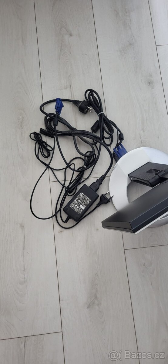 Za odvoz - LG monitor 17 palců - 3