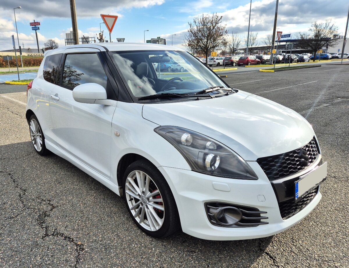 SUZUKI SWIFT 1.6i 136 PS SPORT MANUÁL BI-XENON ALU 17 - 3