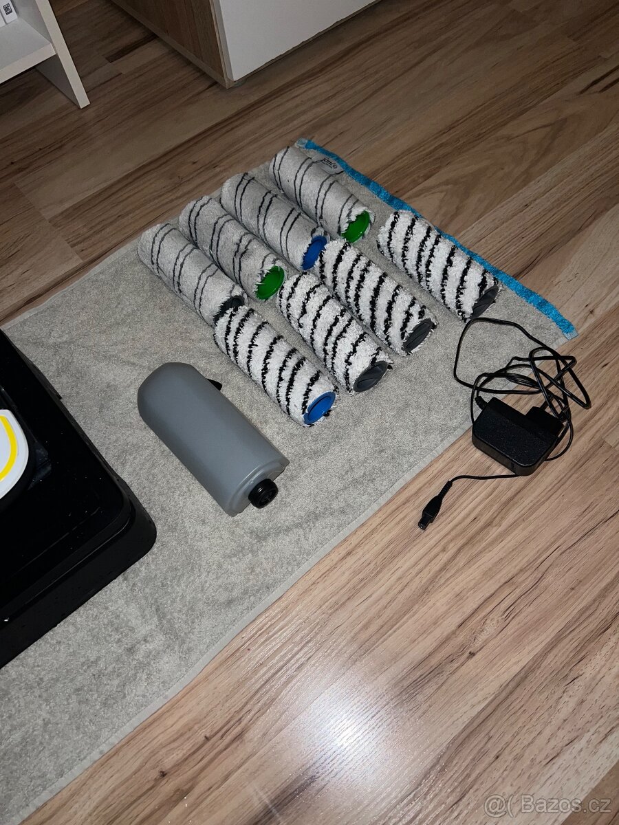 Podlahová myčka Kärcher FC7 Cordless - 3