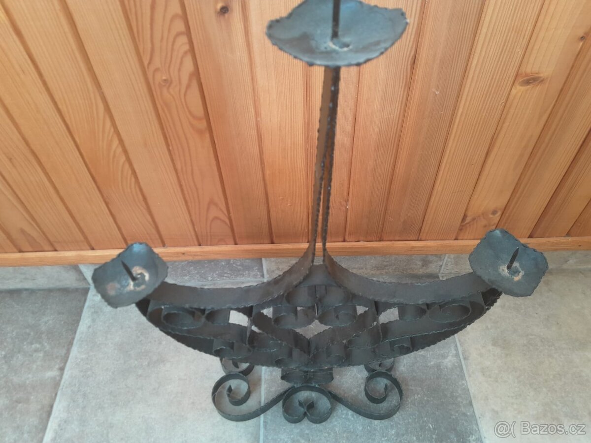 Retro kovaný svícen - 3