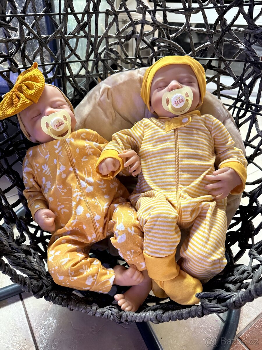 Realistická Reborn dvojčátka s příslušenstvím - 3