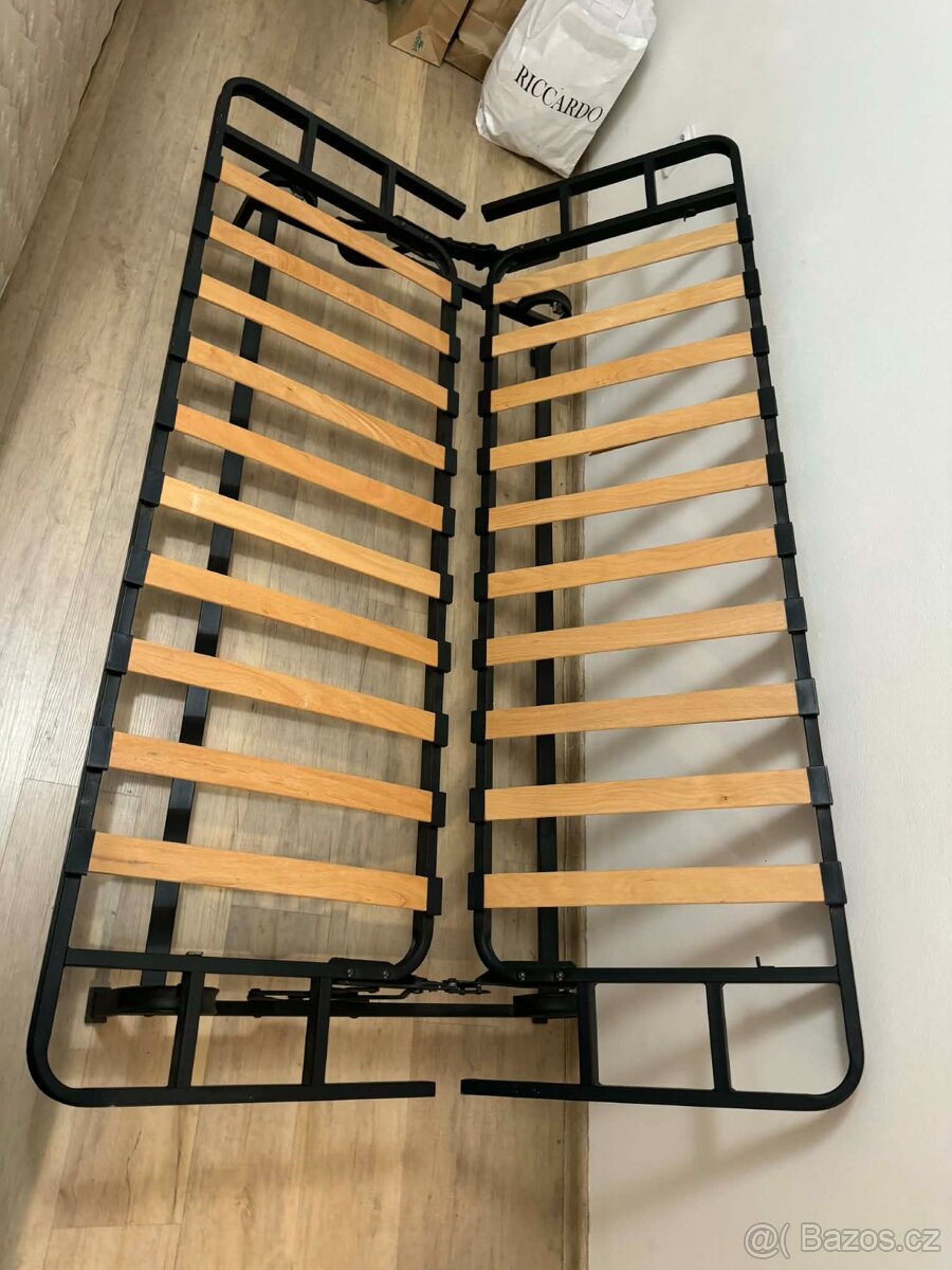 Postel/pohovka + matrace - 3