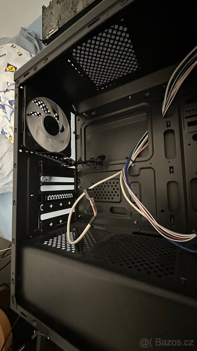 PC Bedna/case FSP/Fortron CMT110 s 1 ventilátorem - 3