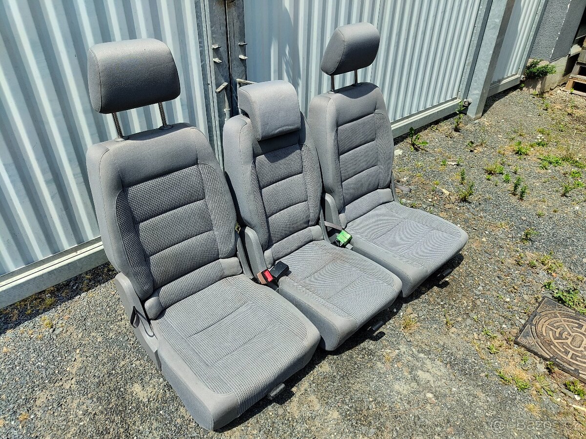 Zadní sedačky VW Touran (03-10) - 3