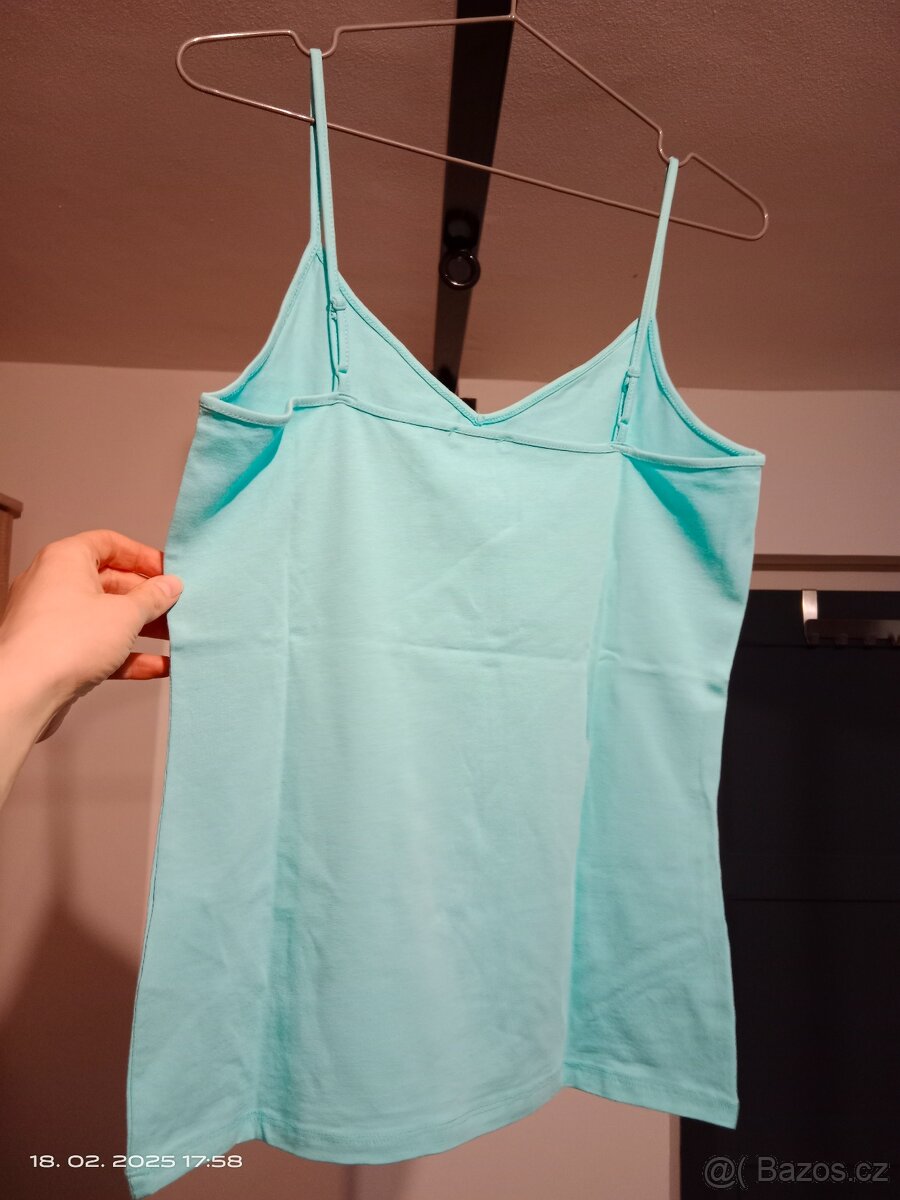 Modré upnuté tílko - 3