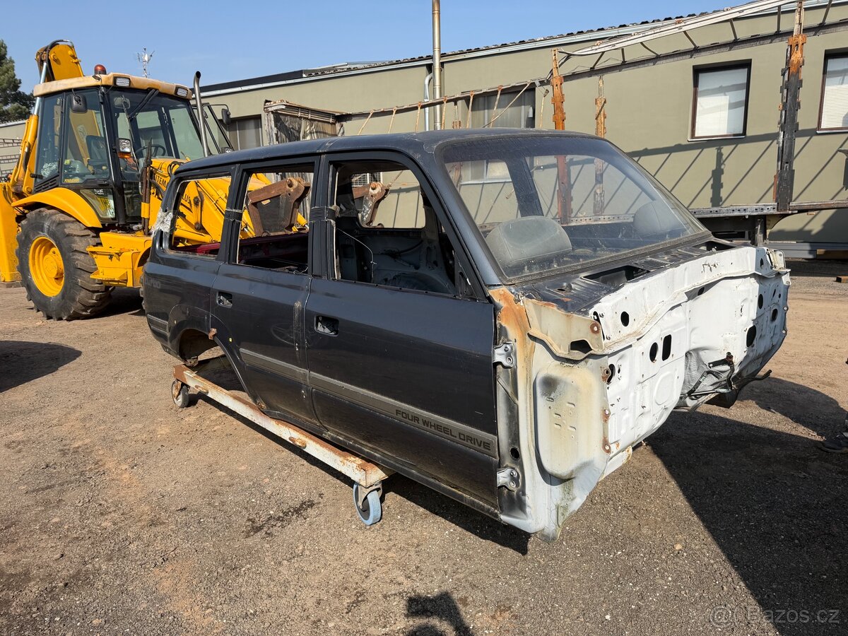 Toyota Land Cruiser 80 , karoserie - 3