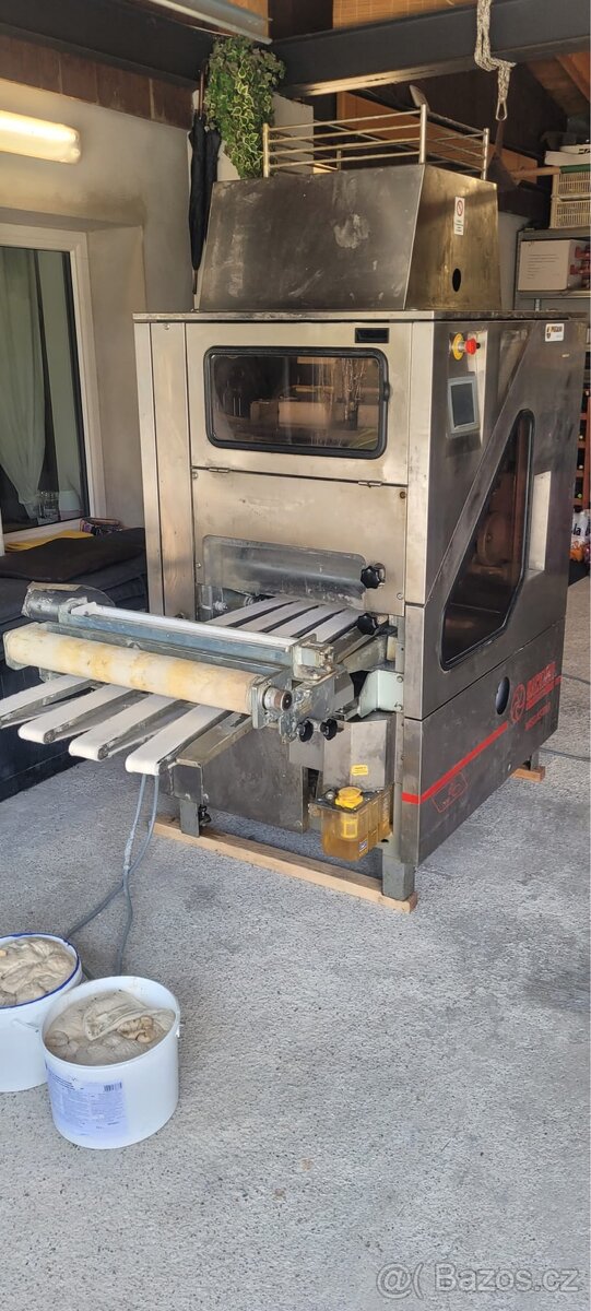 Kontinuální děličky na těsto - 3