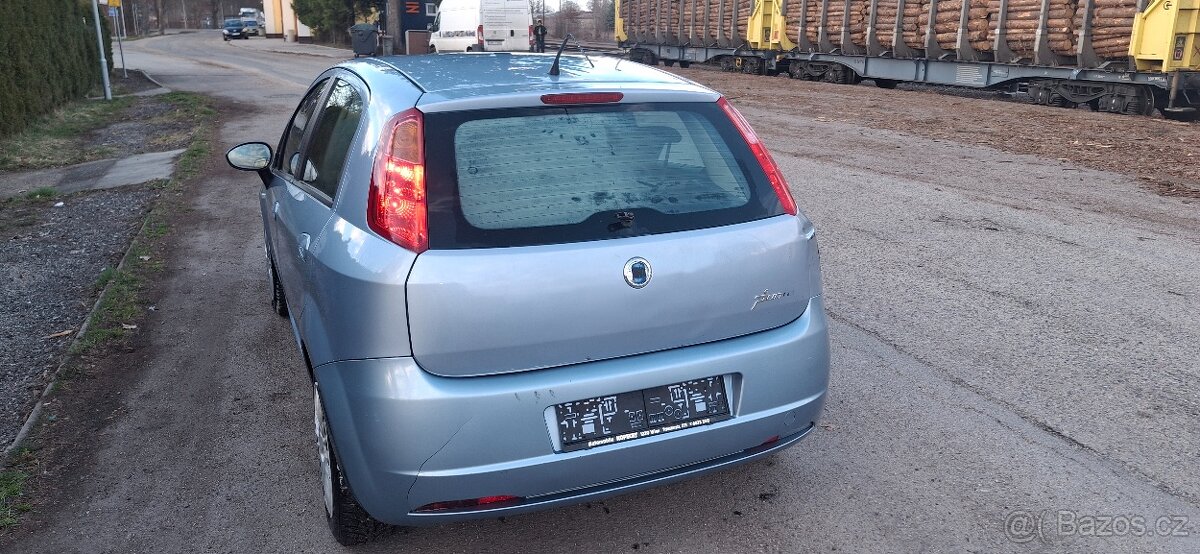 Grande punto 1.3jtd - 3