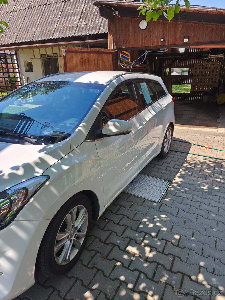 Hyundai i30 kombi - 3