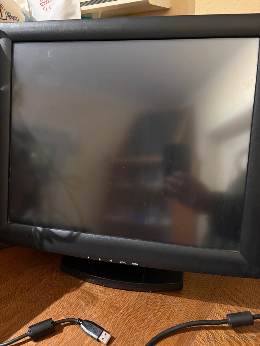dotykový monitor OT17TB - 3