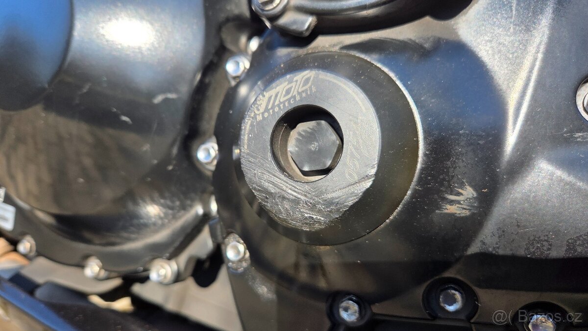 Triumph Speed Triple 1050, r.v. 2012 - SLEVA - 3