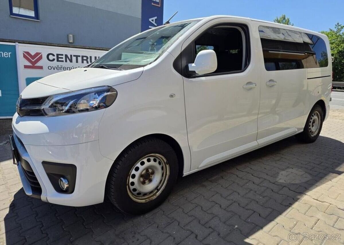 Toyota Verso 1.5-8MÍST-1.MAJITEL-KLIMA - 3