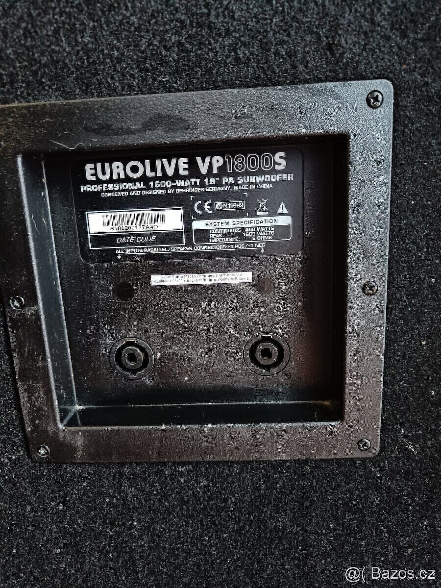 Subwoofer Behringer 18 palců - 3