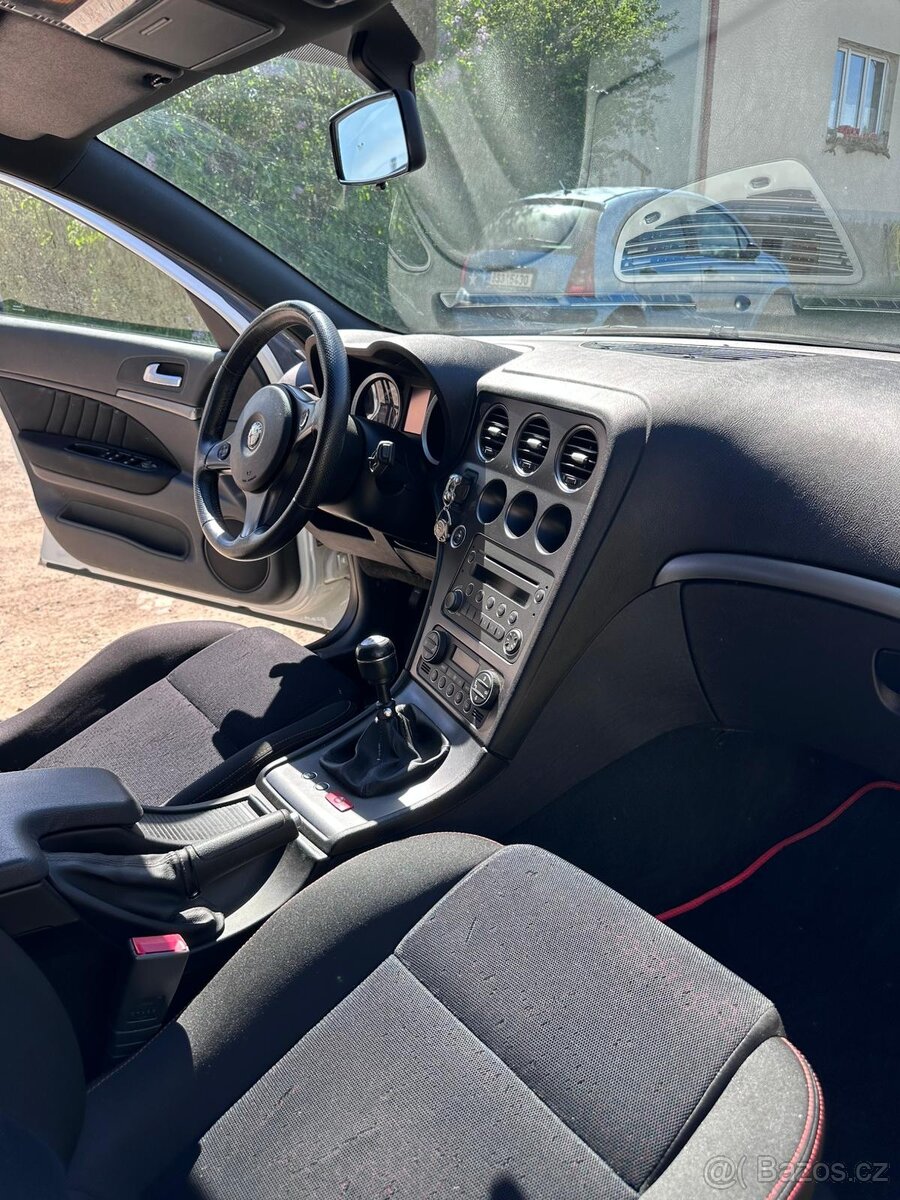 Alfa Romeo 159 2.0.jtdm - 3