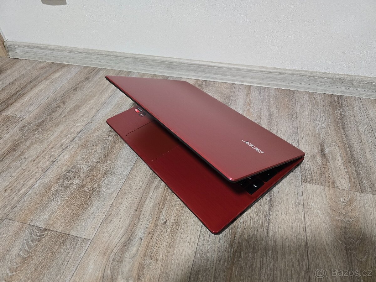 15,6" notebook Acer Aspire E15 E5-512G-64PD - 3